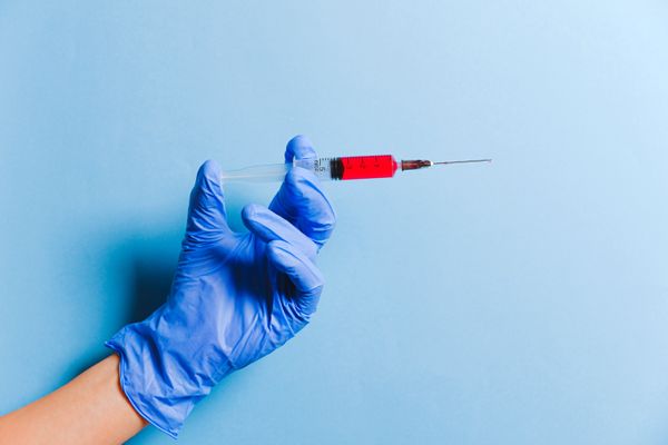 Vacina, proteção e mais empregos: diretrizes para a ação sindical unitária